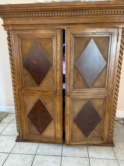 TV Armoire