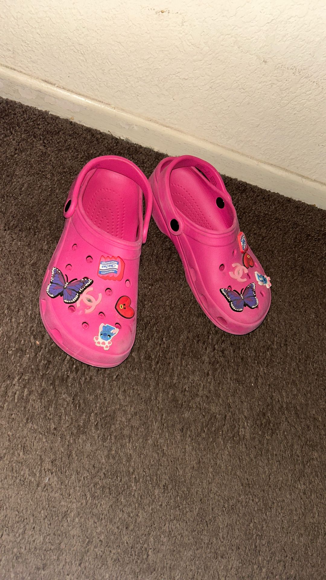  Shoes, 5$, Time And True Brand, Size 7 in Woman, Pink With Charms. 