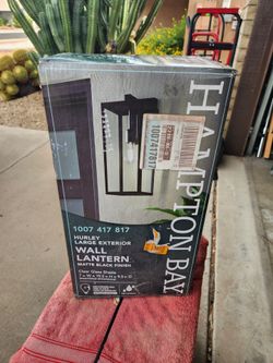 3 X Hampton bay wall lantern 2 sizes available 3 Lights