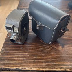 Camera - Vintage Keystone Capri 8mm Movie Camera 