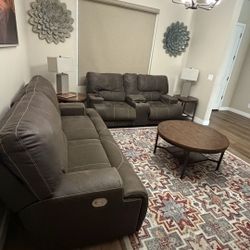 Ashley 3-Piece Power Reclining Sofa Set (3+2+1) – Excellent Condition 