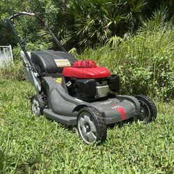 Nice Honda Self Propelled Lawn Mower 