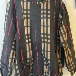 Men’s Hooded Wind Breaker