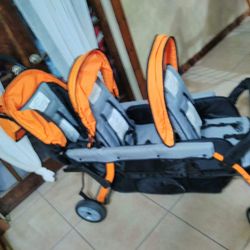 3 Seat Stroller 
