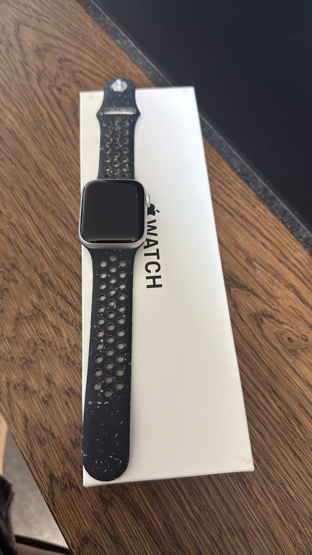 Apple Watch SE Gen 2 44mm