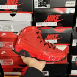 Jordan Chile Red 9s size 8.5 USED But Clean
