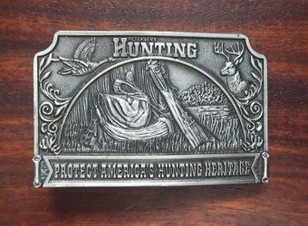 Petersen's Hunting 1970s Belt Buckle