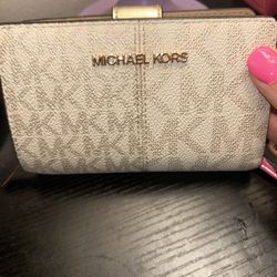 Michael Kros Women’s Wallet 