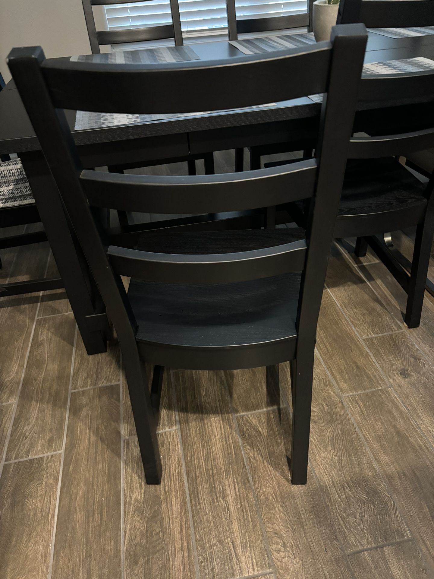 Dining Chairs 