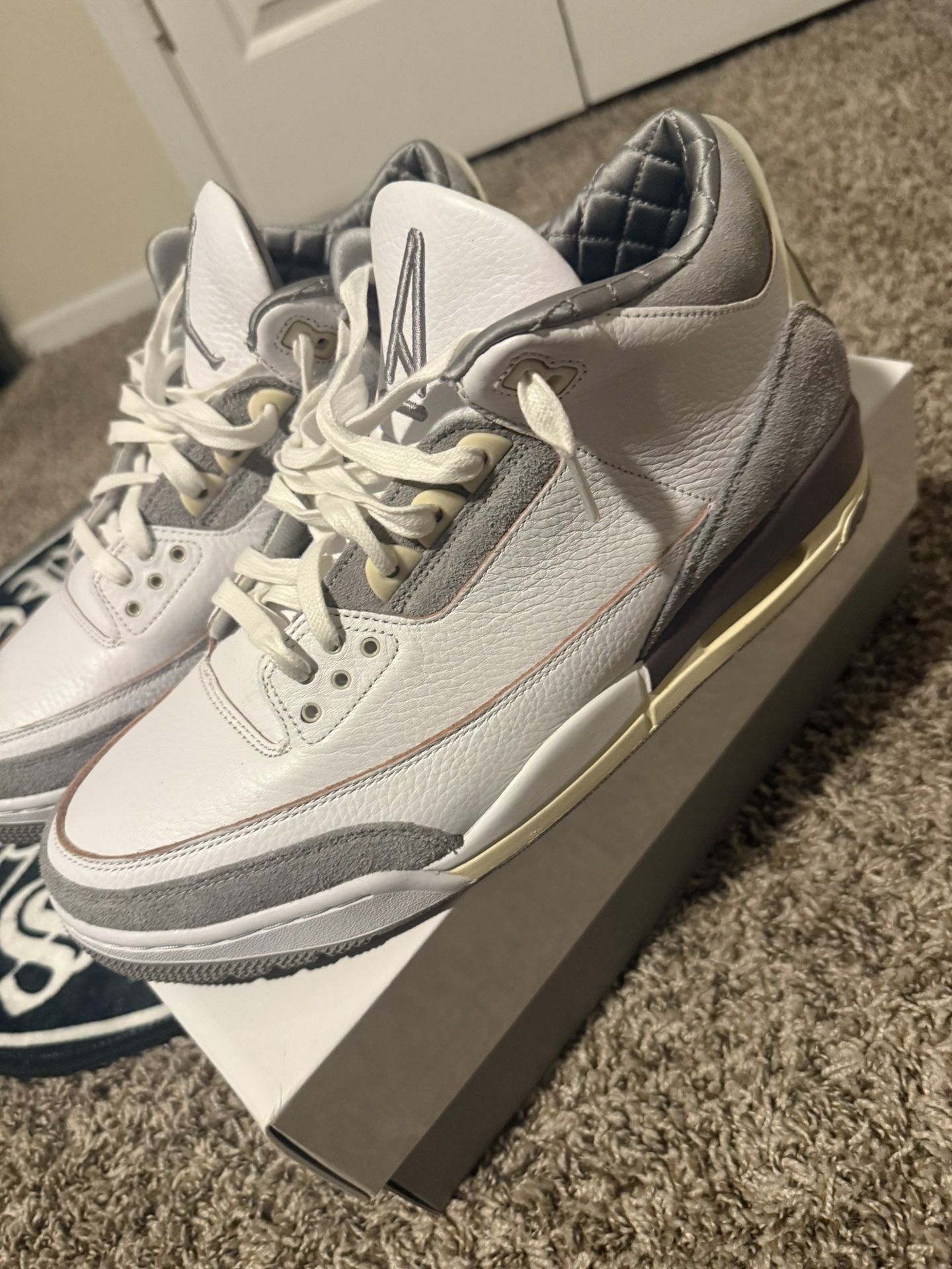 A MA Maniere Jordan 3 OG Pair Size 13M