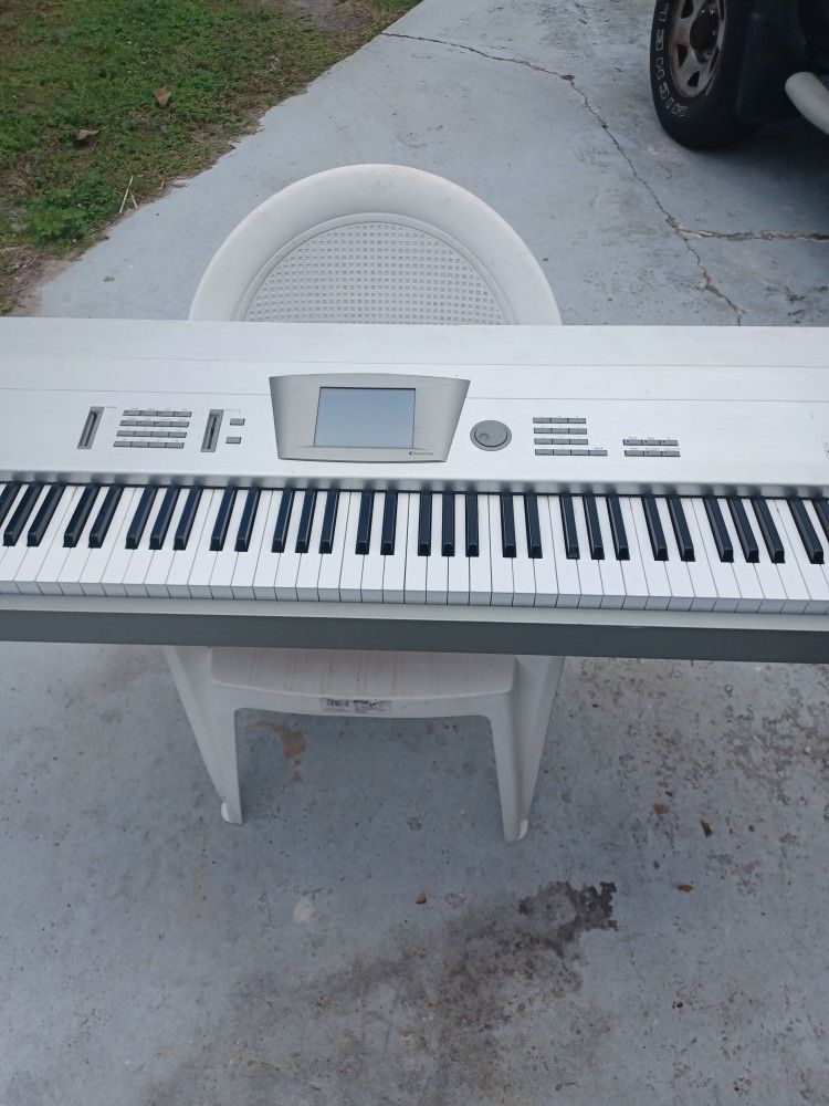 KORG TRINITY V3 PRO X KEYBOARD