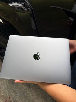 Apple MacBook Pro 13inch space gray