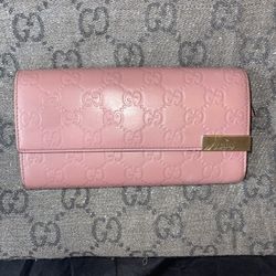 Pink Gucci GG Continetal Wallet