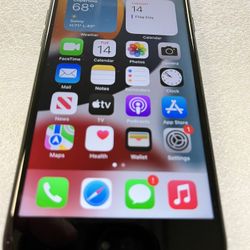 iPhone 7 factory unlocked to any carrier 32 GB great condition