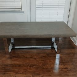 Table With 2 Matching End Tables