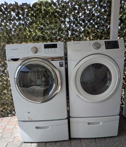 Samsung washer and dryer set-clean and works great