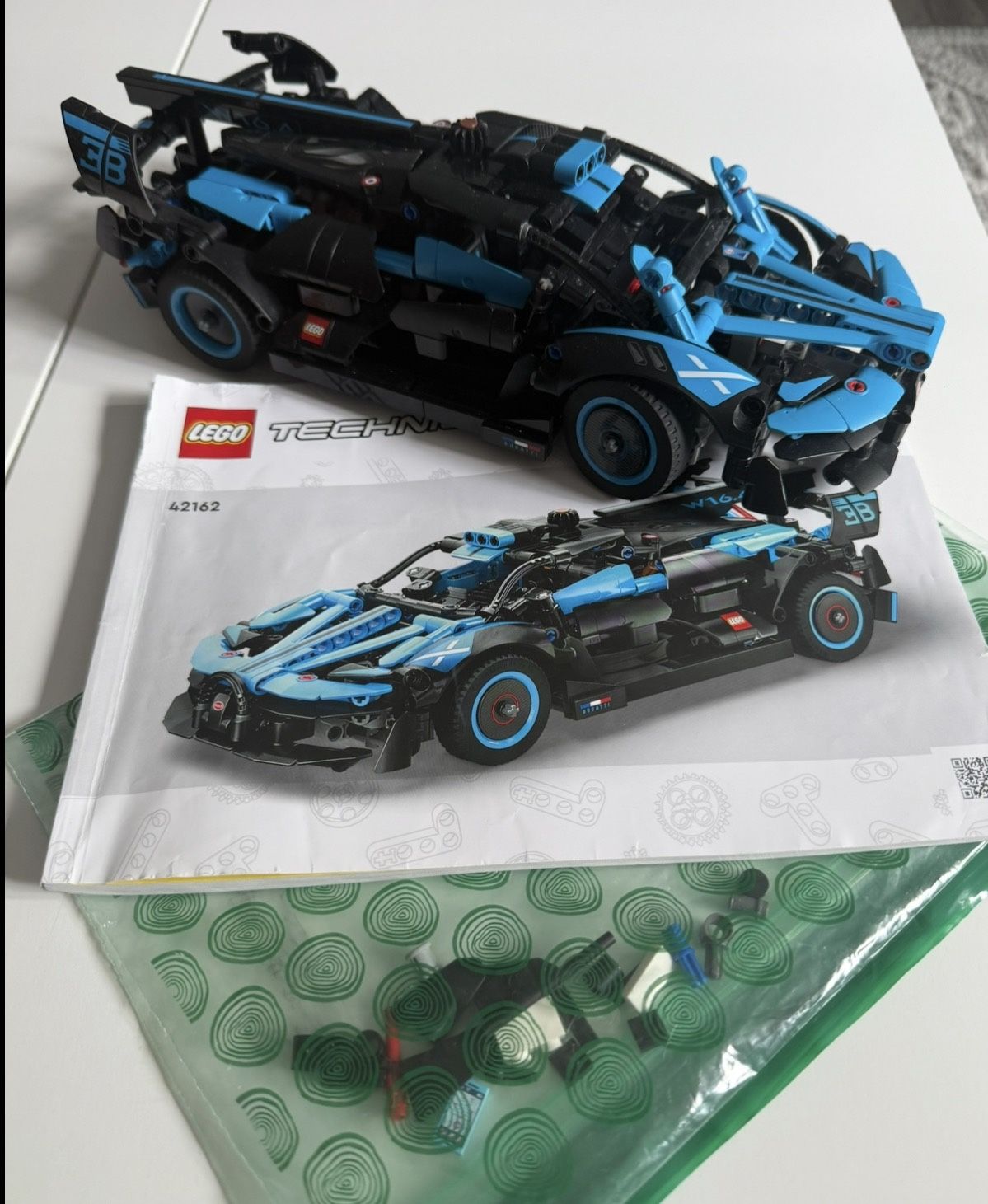 LEGO Technic Bugatti Agile Blue 42162