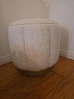 Poof ottoman cream with brass