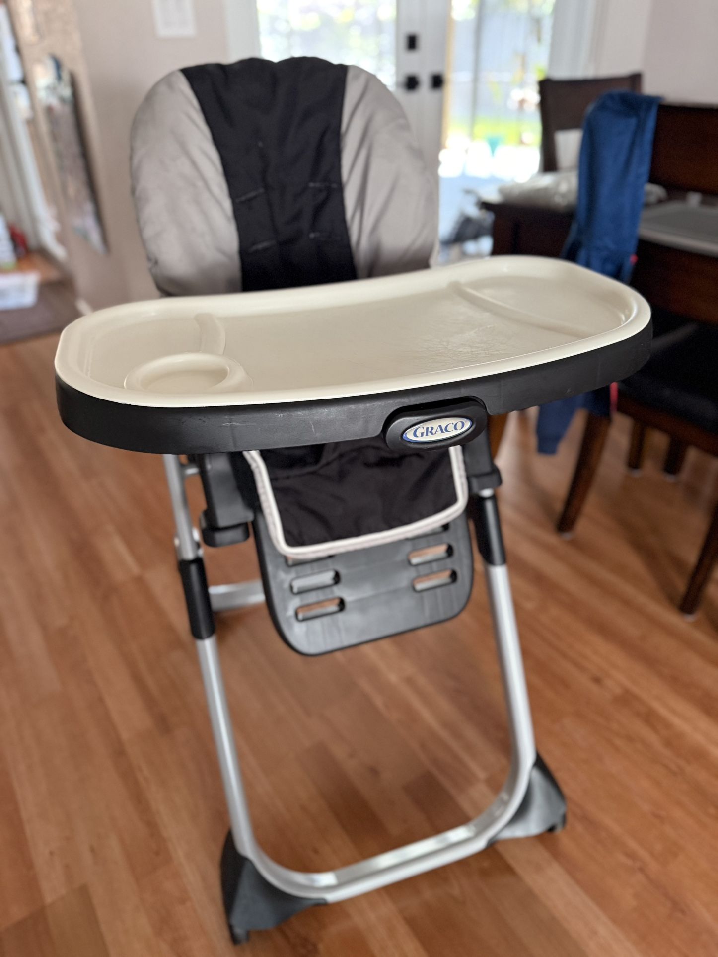 Graco DuoDiner DLX 6-in-1 Highchair