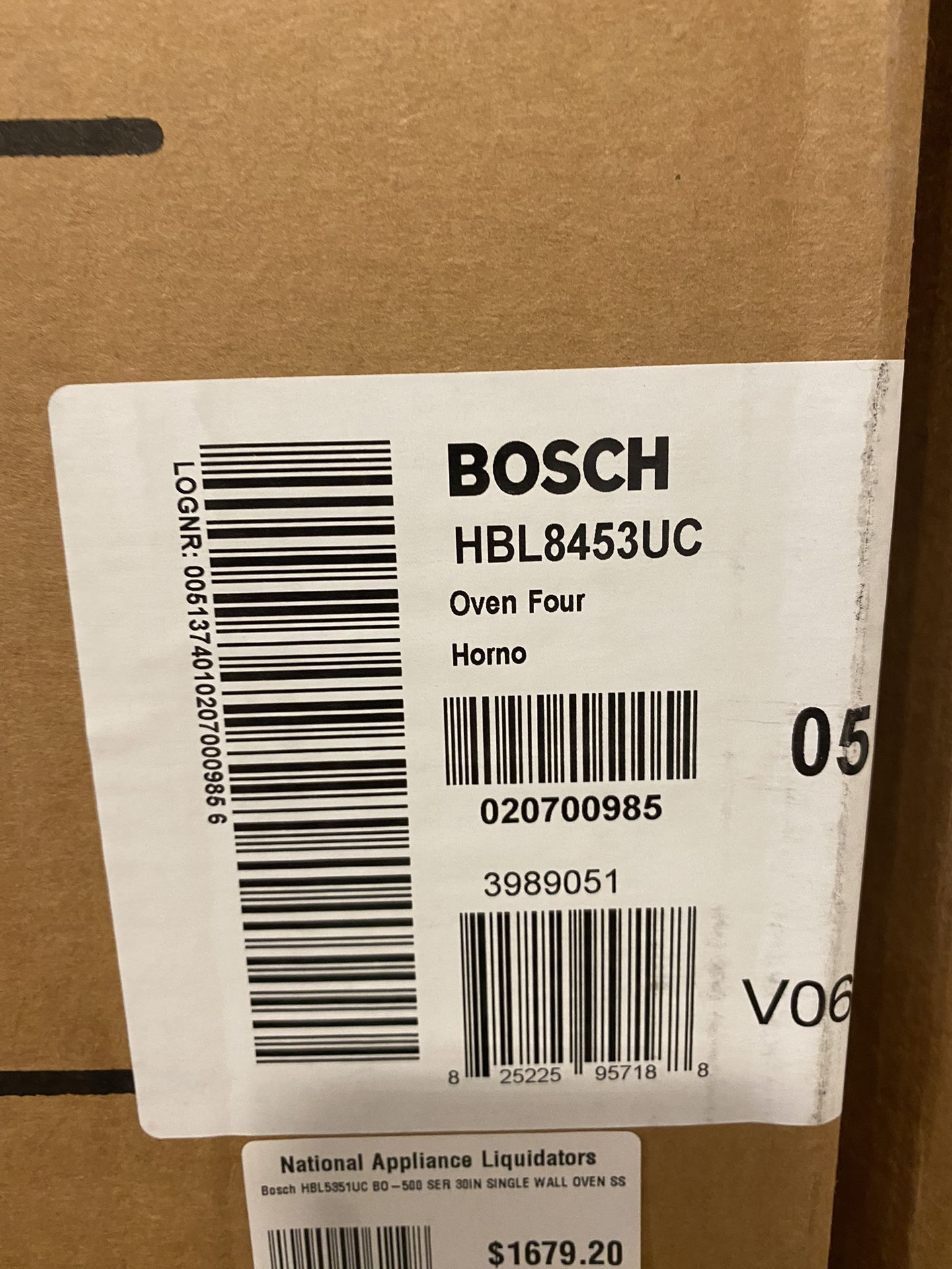Builder special. 10 new in box Bosch 800 Series HBL8454UC
