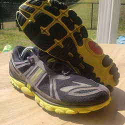 Brooks pure condence