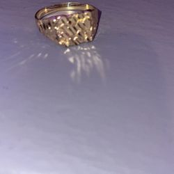 10k gold ring 