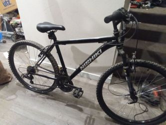 Nishiki 26-in mountain bike 125 nishiki like new