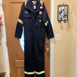 Carhartt work overalls with reflective stripes. Blue. Size: L. New.