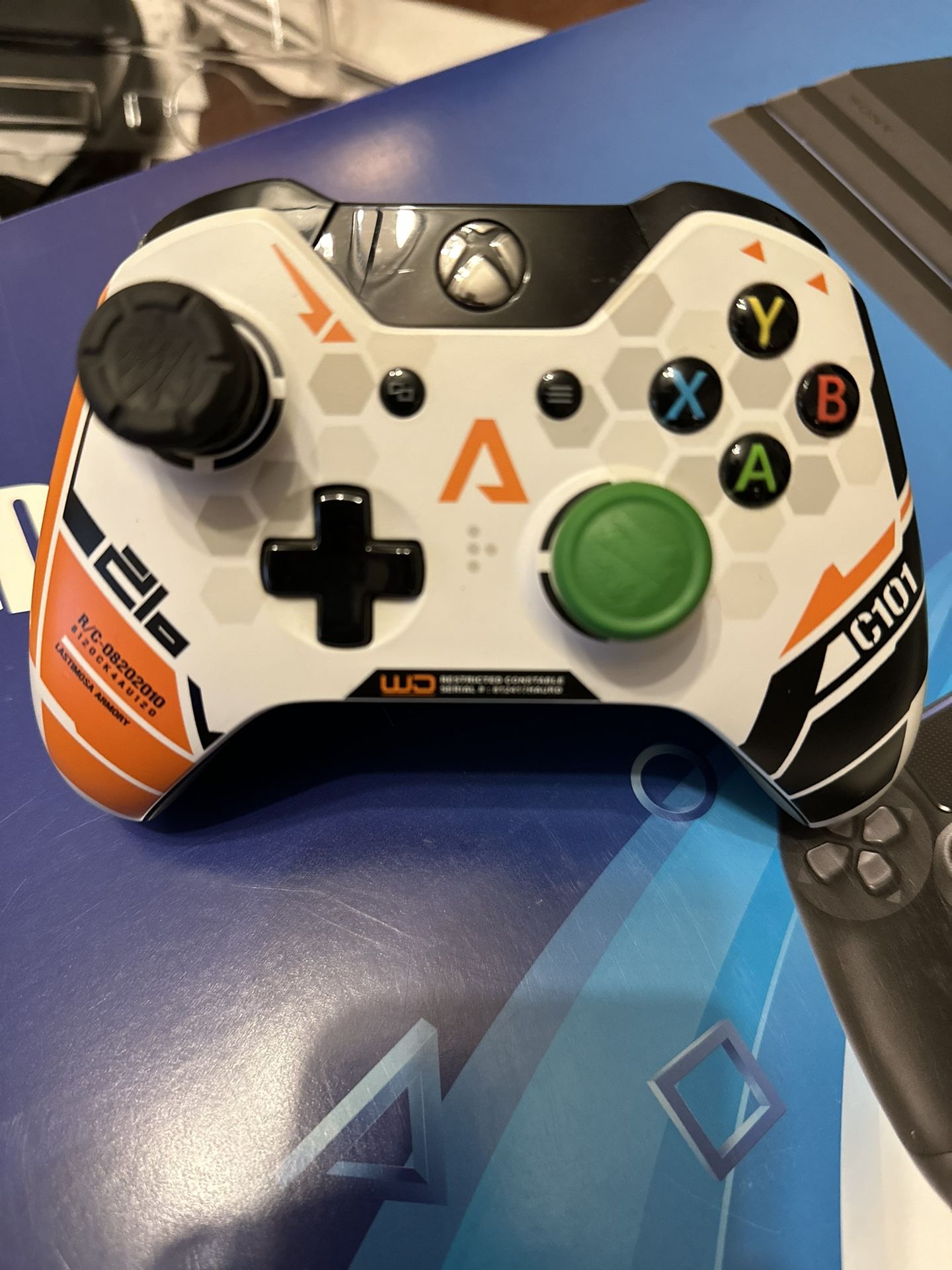 Xbox One Titanfall Special Edition Controller