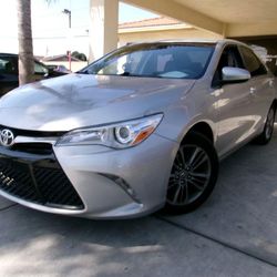 2015 Toyota Camry SE