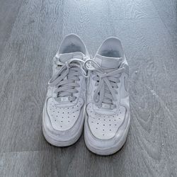 White Nike Air Force Women