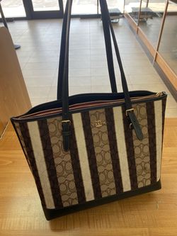 Coach tote