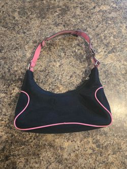 Salvatore Ferragamo black and pink shoulder bag #luxury #italian