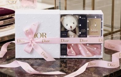 Mothers day Dior Makeup Gift Set Arrangement AMAZING Regalos Mujer  Retail $200