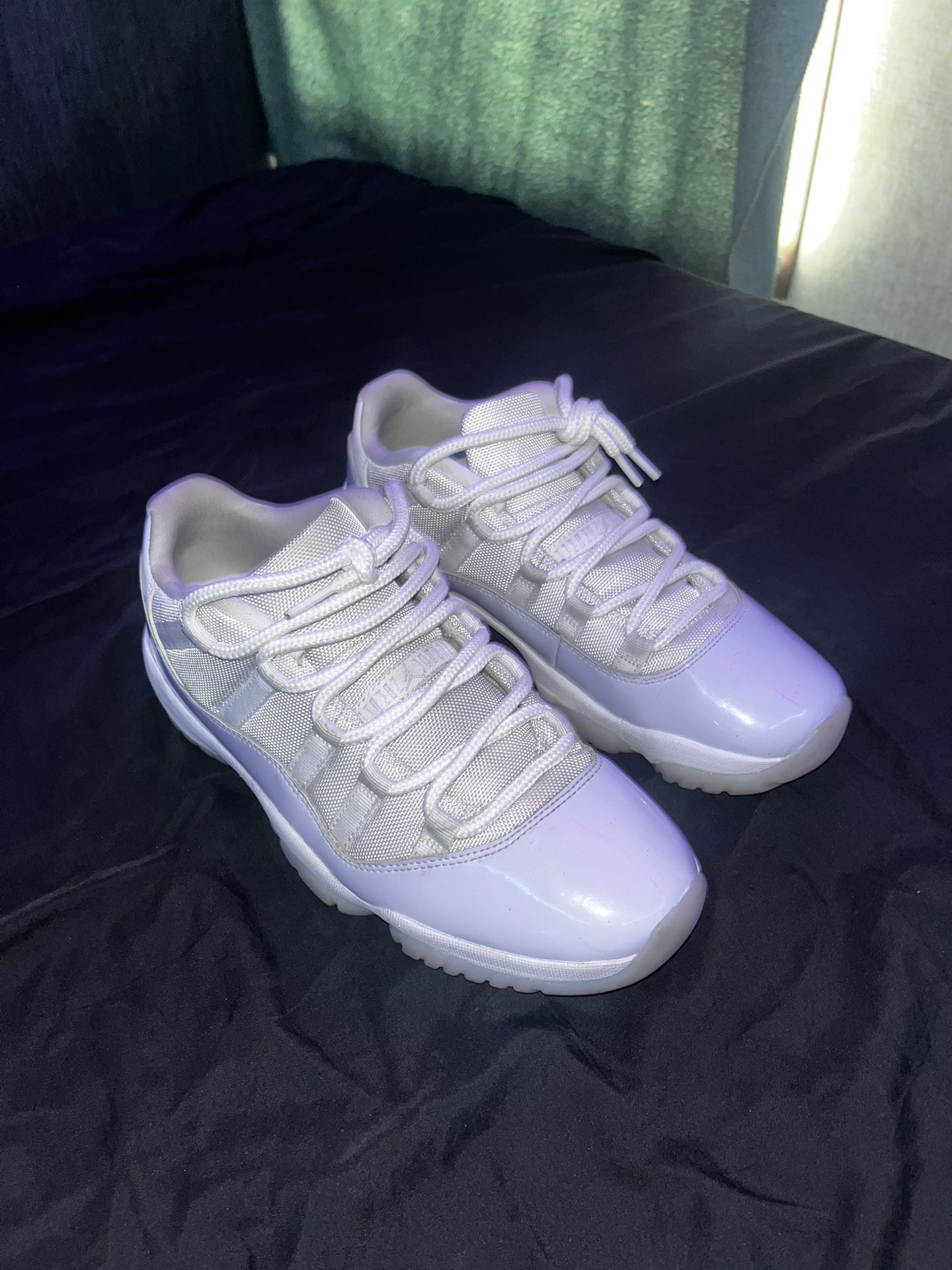 Jordan 11 Lows