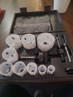Hole saw set.