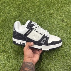 LV Trainer Sneaker “ Black White”
