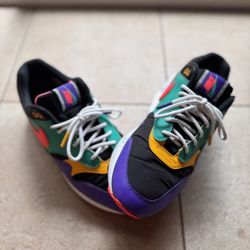 Nike AM1 - Windbreaker