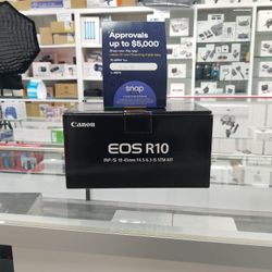 Canon EOS R10 RF 18-45 