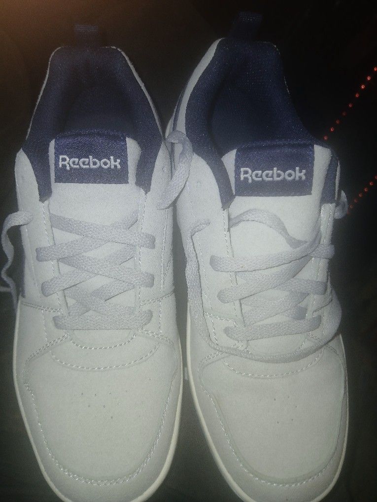 Reebok Ladies Size 3