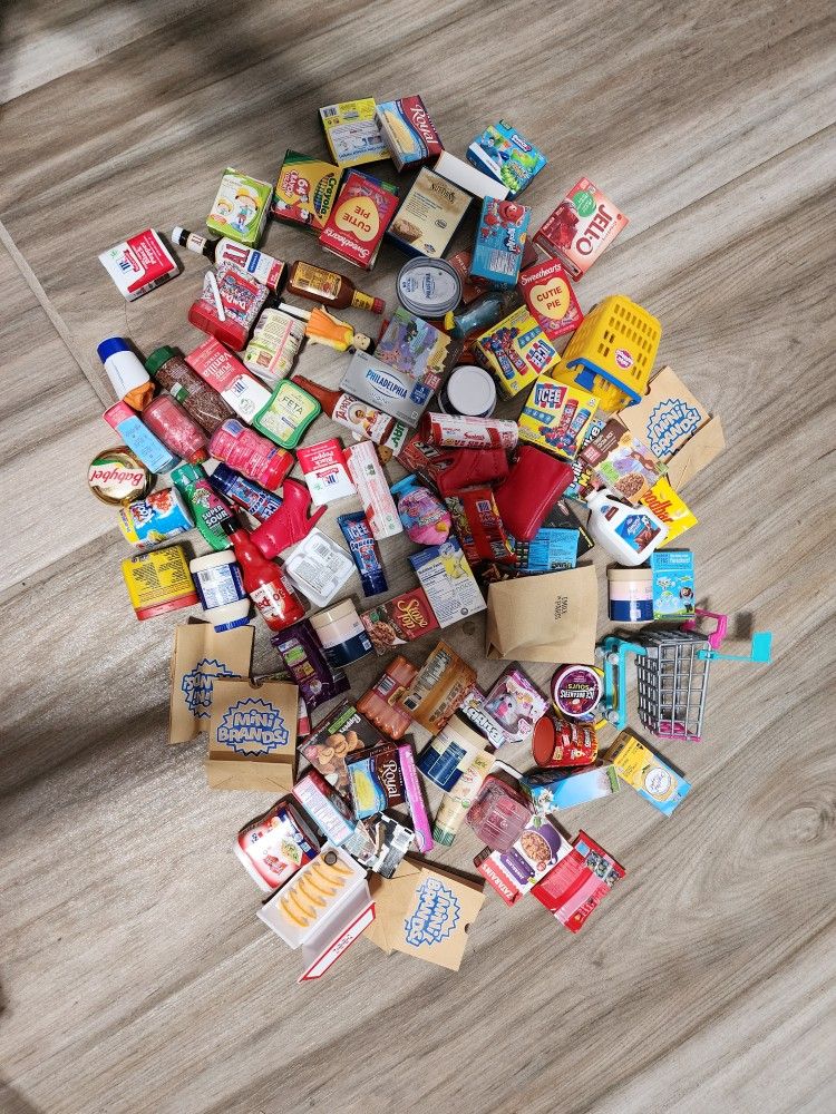 Lot of Mini Brands
