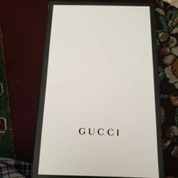 Gucci Box.