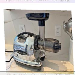 Omega Juicer - Pure Juice Daily its above
