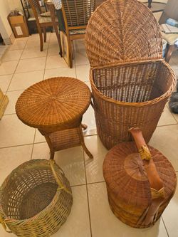 6pcs of brown wicker 2more