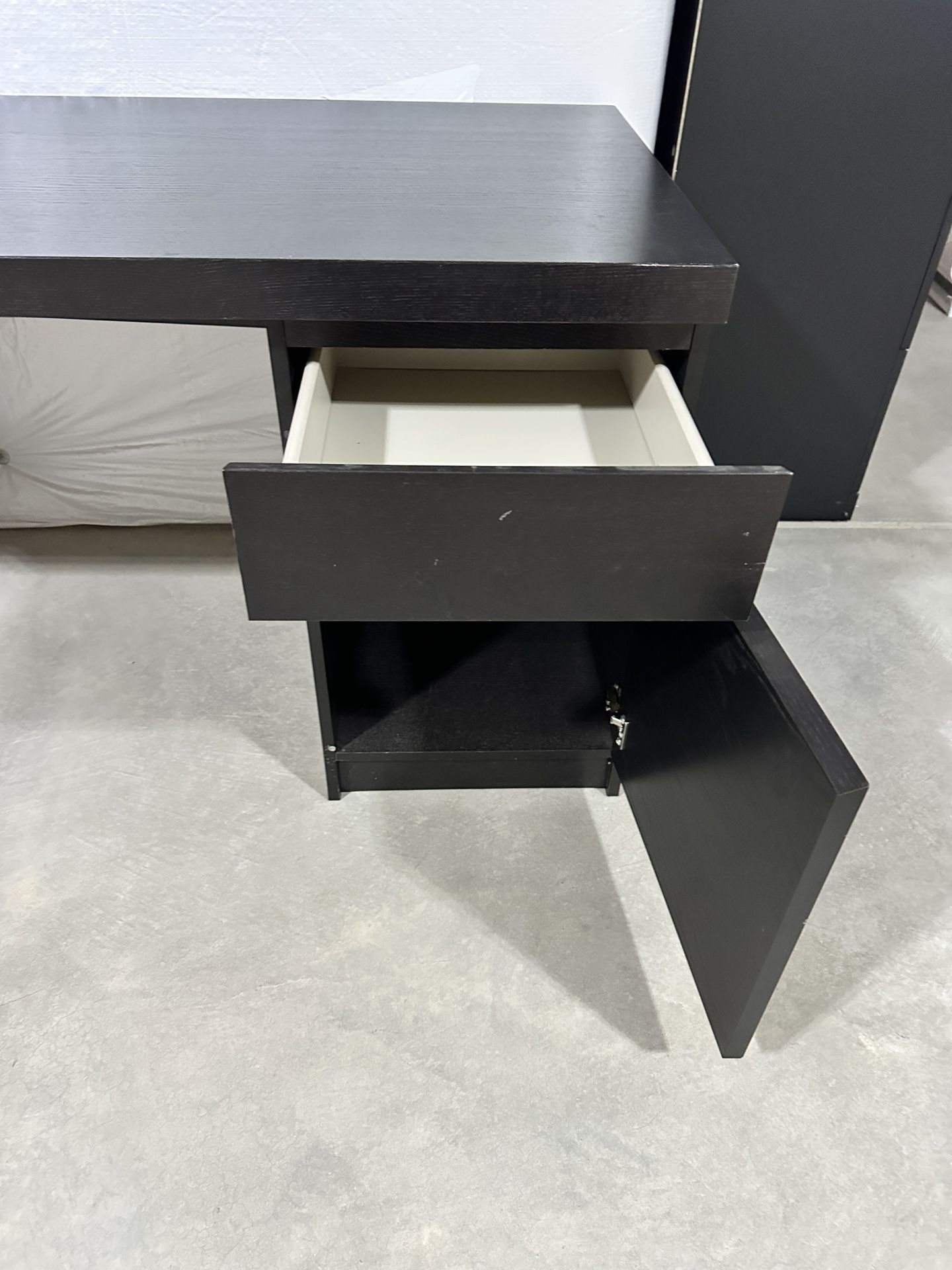 Desk $50