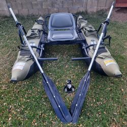 Colorado Pontoon Boat $450 O.B.O 