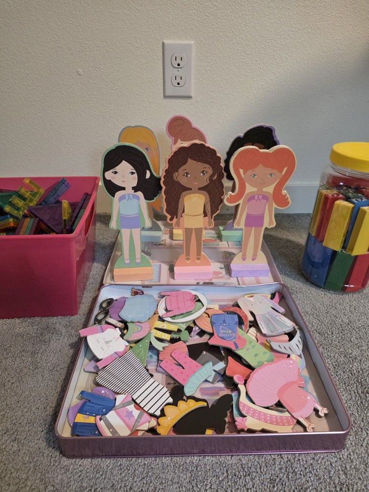 Pre-loved Magnetic Doll Dress-up with different kind of clothing & accessories, 110 Pcs Magnetic Building Tiles & Uno Stacko