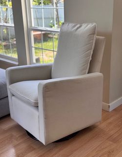 Nursery Chair/ Glider Chair / Rocking Chair