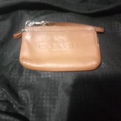  COACH Wristlet Wallet