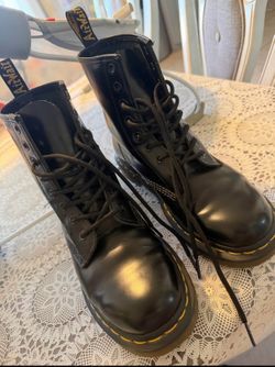 Dr Marten Boots